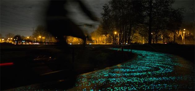 Ciclovia iluminada por Leds, na Holanda