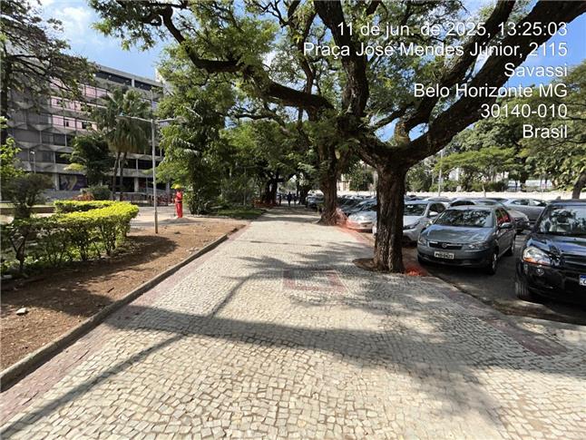 Praça José Mendes Junior (Savassi), depois da reforma