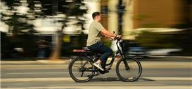 Bikes elétricas e scooters são proibidos nas ciclovias e calçadas do Rio