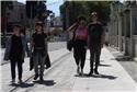 Curitiba adota faixas acessíveis em calçadas de pedras
