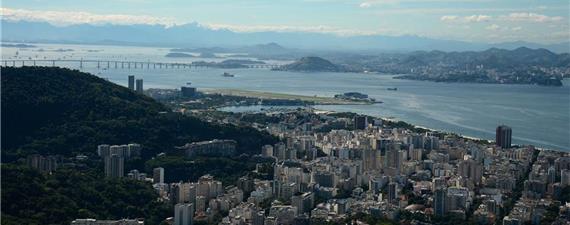 Rio de Janeiro assina declaração para reduzir combustíveis fósseis
