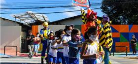 Escolas ganham nova rua de trânsito calmo no Recife