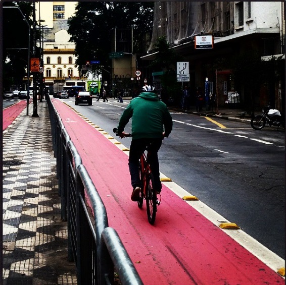 Estudo sobre ciclistas em São Paulo (1997-2012)