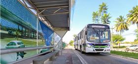 Aracaju (SE) substitui abrigos em corredores de ônibus