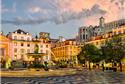 Outra cidade acessível e histórica é Lisboa, em Po