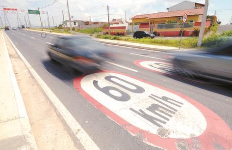 Um guia para orientar a velocidade do trânsito