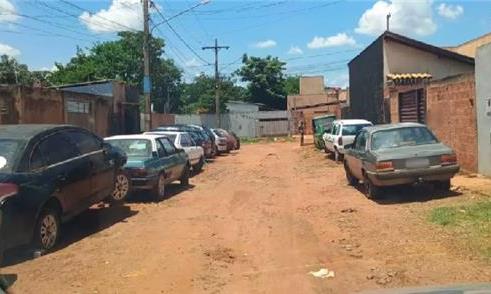 Quase metade dos lares no país tem 1 carro ou mais