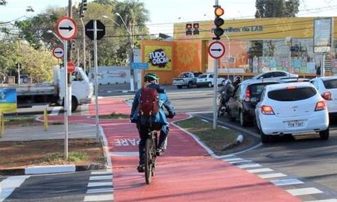Malha cicloviária cresce, mas em ritmo lento...