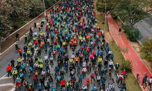 Festival de bike em SP debate mobilidade ativa