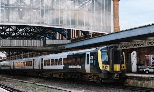 Reino Unido inicia reestatização de suas ferrovias