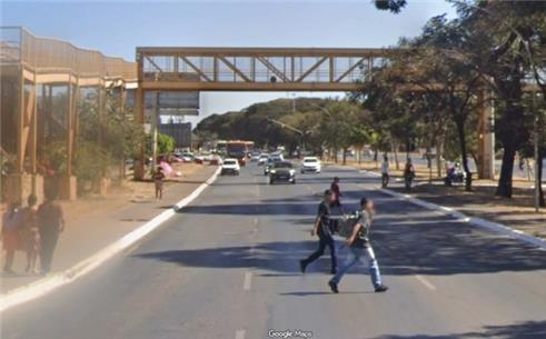 Pedestres correm desprotegidos em cidades do DF