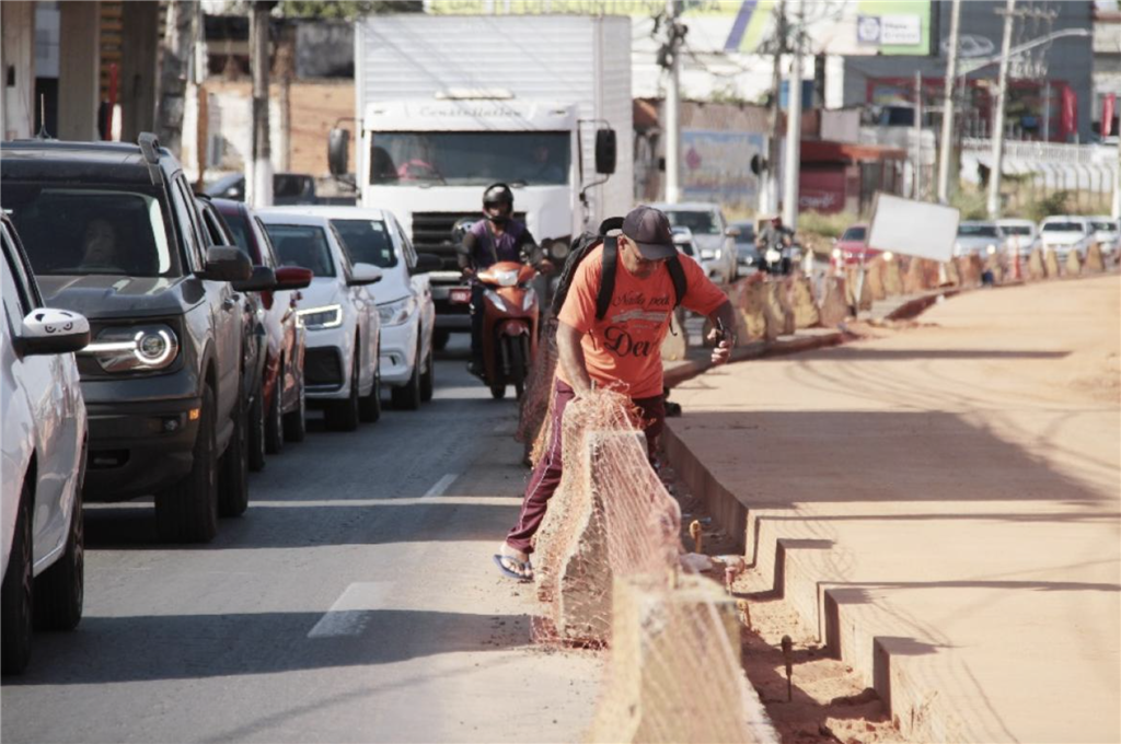 Emanuel indica que vai emperrar obras do BRT em Cuiabá