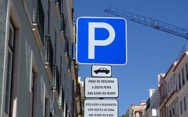 Lisboa vai ter 84 mil lugares de estacionamento pago