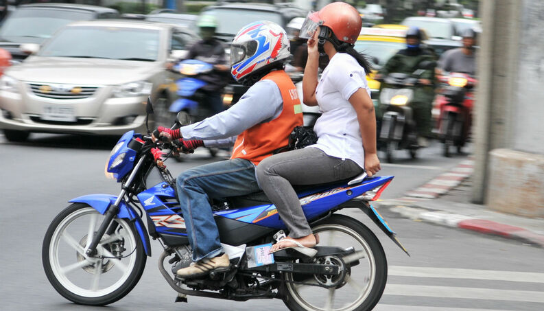 Uber Moto, transporte de passageiros de moto, é lançado em SP e no RJ, Mobilidade Estadão