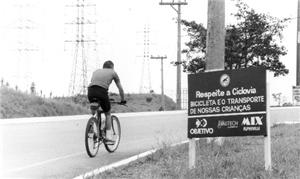 A antiga ciclovia que unia os residenciais na deca