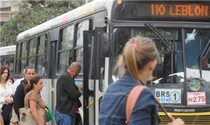 A cada semana, um meio de transporte passará por a
