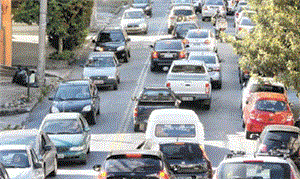 A Rua Platina tem congestinamentos diários