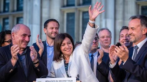 Anne HIdalgo: ampliar espaços para pedestres e cic