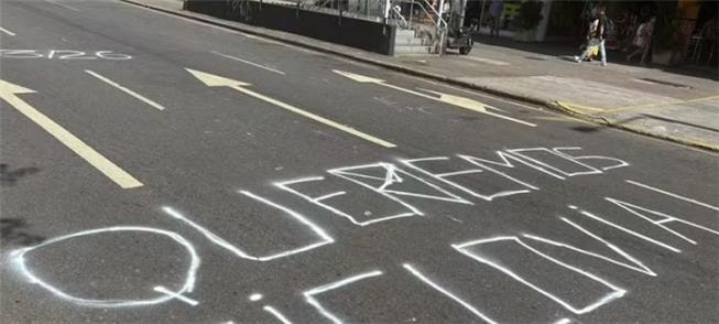 Apelo por ciclovia em rua no Rio onde mãe e filho