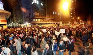 Após protestos em Porto Alegre, passagem do ônibus