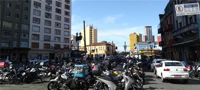 Área do Mercado Kinjo Yamato, hoje um estacionamen