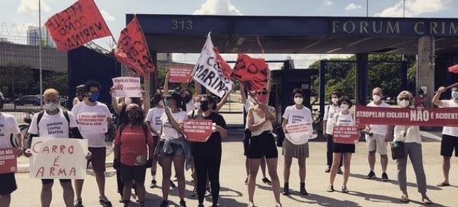 Ato em fevereiro de 2022 em frente ao Fórum da Bar