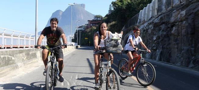 Avenida Niemeyer desfrutada por famílias e atletas