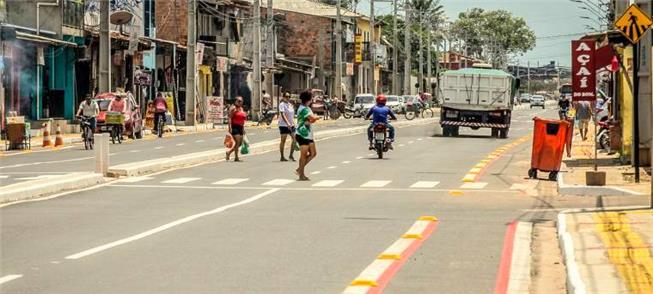 Belém: ciclovia e calçadas em avenida recém-pavime