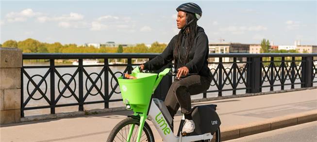 Bicicleta da Lime, uma das empresas que assina a p