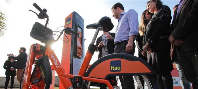 Bicicleta nova na Estação Iberê, a primeira do Bik