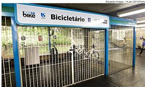 Bicicletário da estação Santa Cecília, fechado