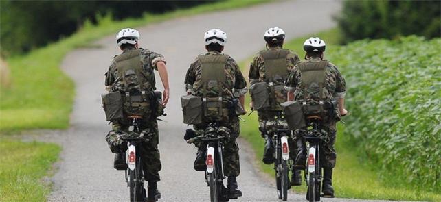 Bicicletas do exército suíço resistem ao tempo