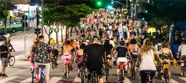 Bloco da Bicicletinha: Carnaval e mobilidade suste