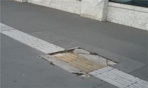 Calçada na Avenida Paulista, em São Paulo