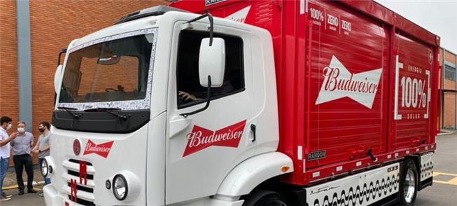 Caminhão elétrico da Ambev: projeto inicia com pil