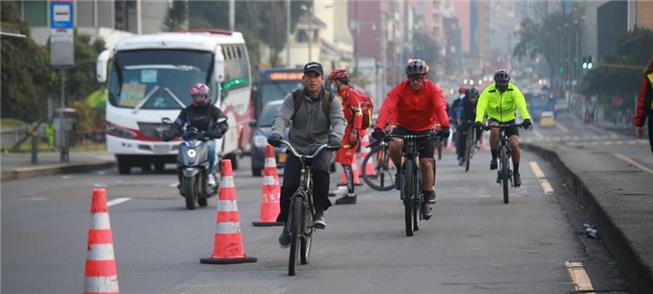 Capital colombiana abre novas ciclovias para conte