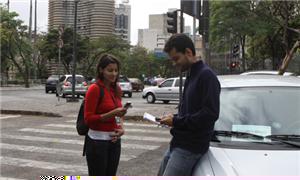 Carro chega apenas 10 minutos antes