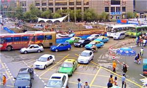 Centro congestionado em Chengdu, na China