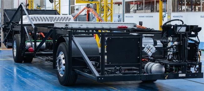 Chassis de ônibus elétrico com baterias 
