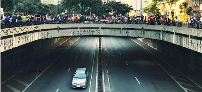 Ciclistas na Av. Paulista em protesto pela morte d