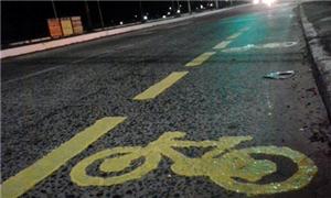 Ciclofaixa pintada por moradores em Ilhéus