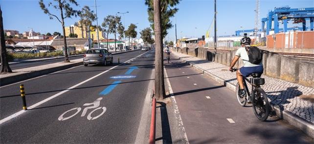 Ciclovia e faixa compartilhada em Lisboa: contra a