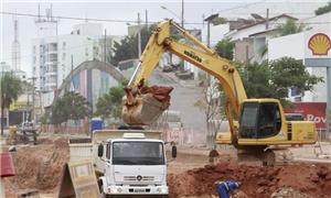 Construção de trincheiras em Cuiabá