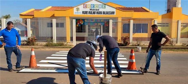 Creche em Sena Madureira (AC) recebe pintura de fa