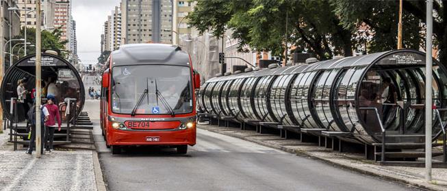 Curitiba inaugura novo corredor de ônibus este mês