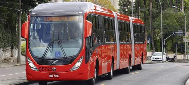 Deslocamento de carro ao Centro custa o dobro que