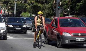 Detran-PE começa a cobrar respeito aos ciclistas