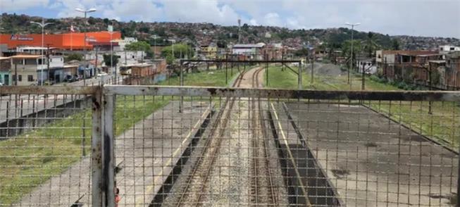 Dois anos sem o trem do Subúrbio e com obras do VL