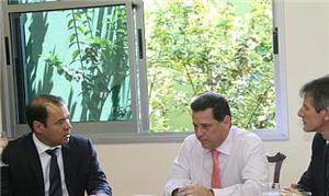 Em reunião com governador de Goiás, secretário Mar