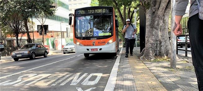 Em SP, tarifa é R$ 4,40 e espaço para os ônibus é